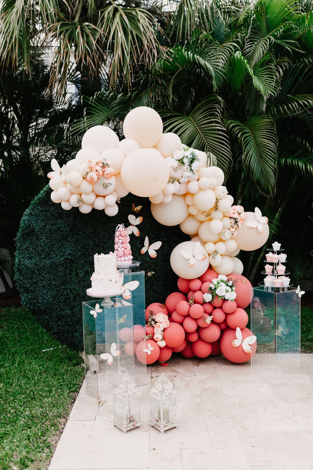 Balloon installation in an event room
